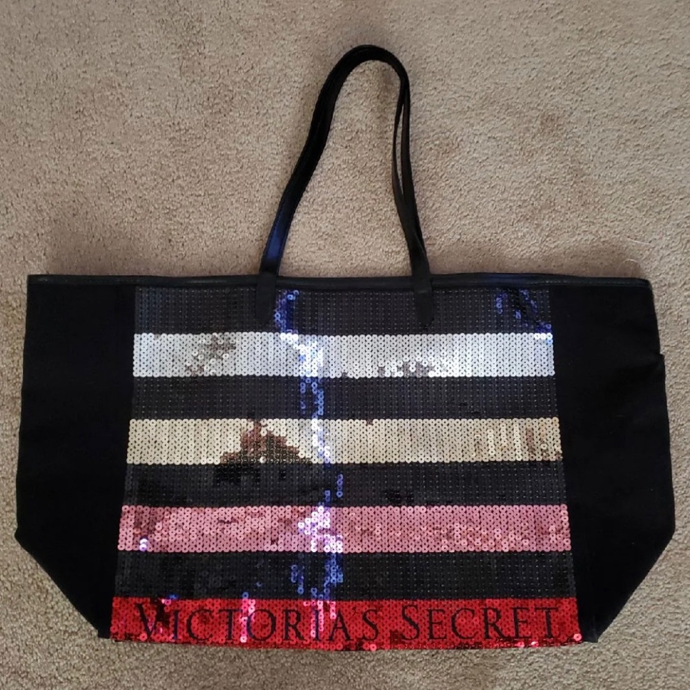 Victoria’s Secret tote bag